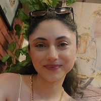 Çocuk bakıcısı ,  Ezgi, ATASEHIR