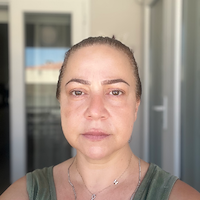 Hasta ve yaşlı bakıcı,  Eranui, KARSIYAKA