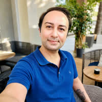 Hasta ve yaşlı bakıcı,  Doğukan Yiğit, USKUDAR