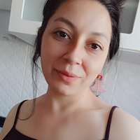 Ev işlerine yardımcı,  Hatice, YENISEHIR