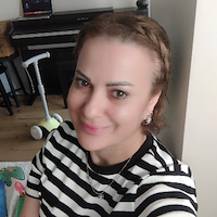 Çocuk bakıcısı,  Hülya, KONAK