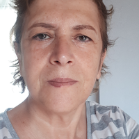 Hasta ve yaşlı bakıcı,  Zeynep, IZMIT