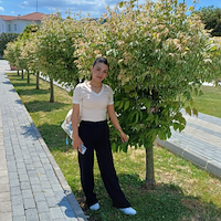 Ev işlerine yardımcı,  Madina, KADIKOY