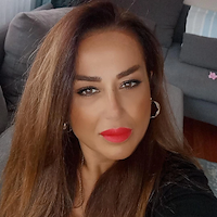 Çocuk bakıcısı,  Yonca, KARABAGLAR