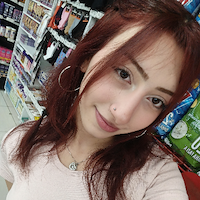 Ev işlerine yardımcı,  Zümrüt, BASAKSEHIR