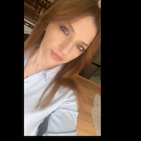 Ev işlerine yardımcı,  Ela, ESENYURT