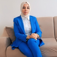 Hasta ve yaşlı bakıcı,  Zeynep, NIGDE