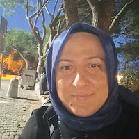 Ev işlerine yardımcı,  Züleyha, GOLYAKA