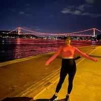 Ev işlerine yardımcı,  Nazlı, AVCILAR