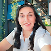 Ev işlerine yardımcı , Ceyda, CAYIROVA