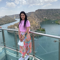 Çocuk bakıcısı,  Zeliha, SEYHAN
