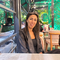 Ev işlerine yardımcı,  Feraye, AVCILAR