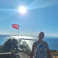 Ev işlerine yardımcı,  Yüksel, GAZIEMIR
