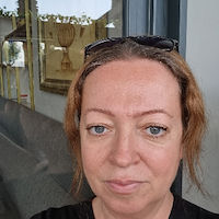 Housekeepers, Ayşe, CEKMEKOY
