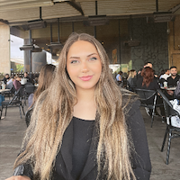 Çocuk bakıcısı,  Ezrin, TORBALI