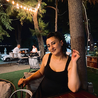 Ev işlerine yardımcı , Pınar, USKUDAR