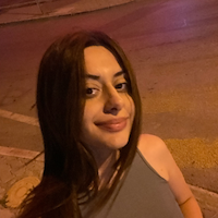 Ev işlerine yardımcı , Rabia, BAYRAKLI