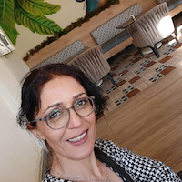 Ev işlerine yardımcı,  Suna, KEMALPASA