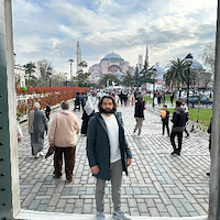 Hasta ve yaşlı bakıcı,  Naem, EYUPSULTAN