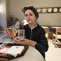 Çocuk bakıcısı,  Ebru, SULTANGAZI
